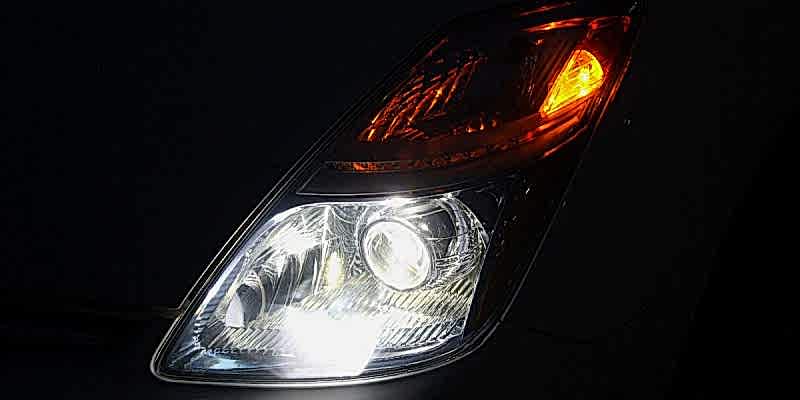 Установка Bi-Led модуля